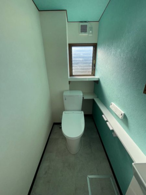 【トイレ】 | 海が目の前、オーシャンビューの3階建