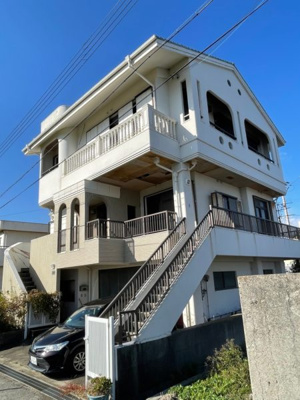 【外観】 | 海が目の前、オーシャンビューの3階建