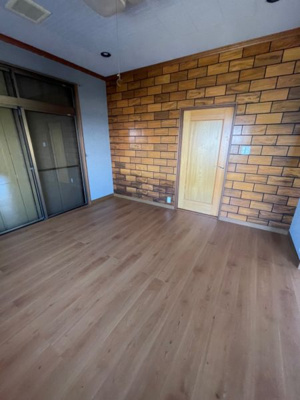 【洋室】 | 海が目の前、オーシャンビューの3階建