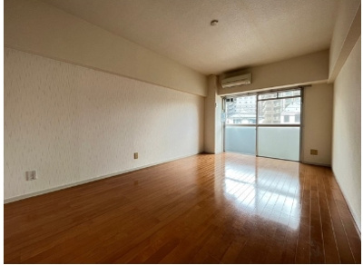 【外観】 | ロイヤルハイツ春日