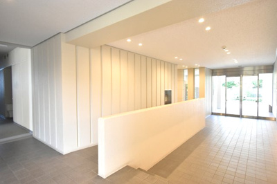 【ロビー】 | アイレックスプラザ | ゆとりのあるロビーです