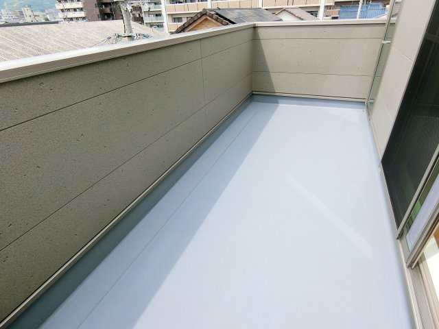 広島市安佐南区長束1丁目　新築一戸建てのバルコニー|お洗濯にも便利なバルコニー付き