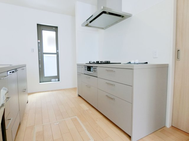 広島市安佐南区長束1丁目　新築一戸建てのキッチン|きれいなキッチンです