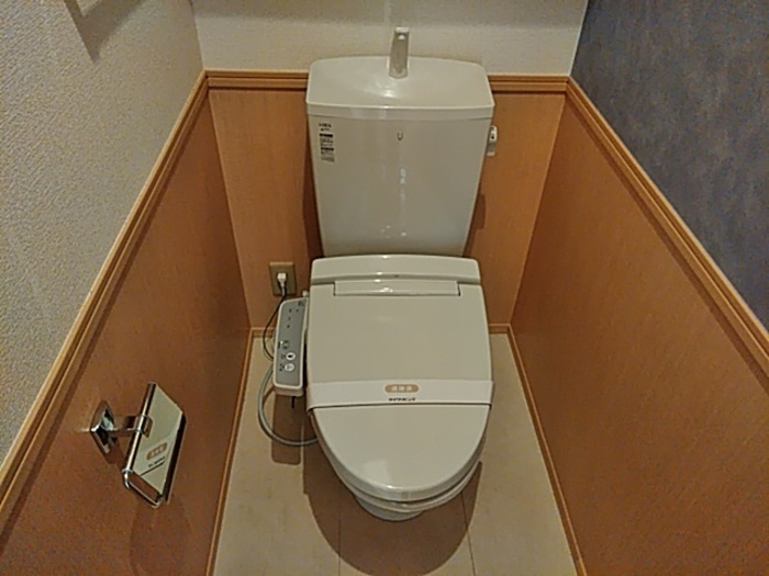 船橋市三山５丁目のアパートのトイレ