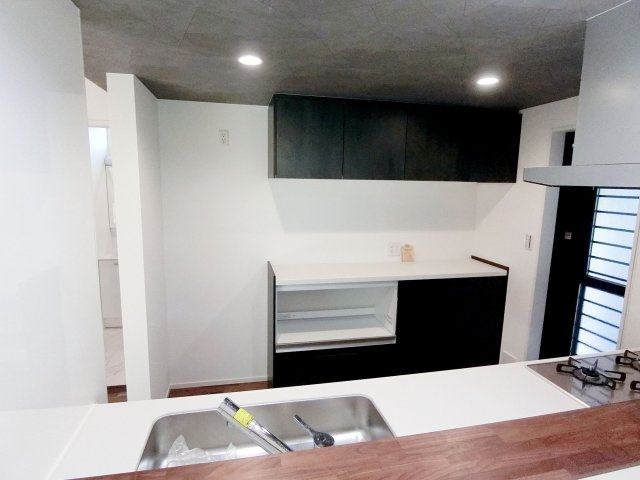 広島市安佐南区長束西１丁目　新築一戸建て（全2棟）のキッチン|機能性収納性に溢れるキッチン