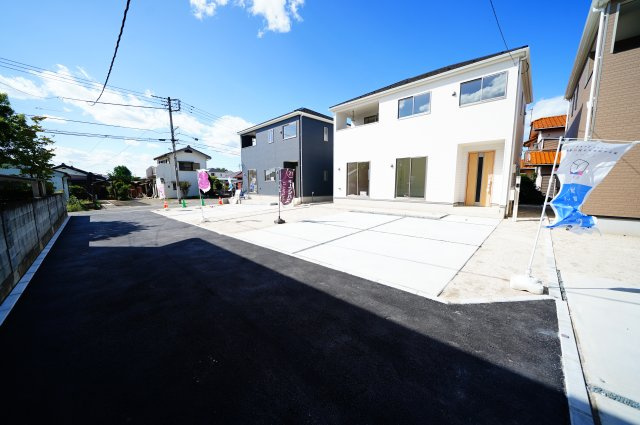 新築　前橋市下細井町第9　クレイドルガーデン　2号棟の前面道路含む現地写真|南側協定道路含む現地写真