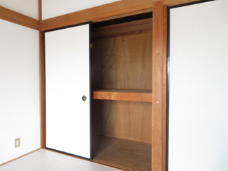 【収納】 | 砂川マンション | 西洋間収納
