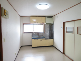 【居間・リビング】 | 砂川マンション