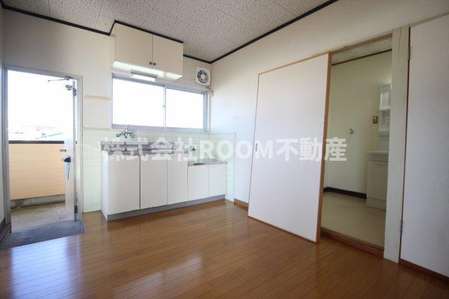 第2コアサンハイツの居間・リビング