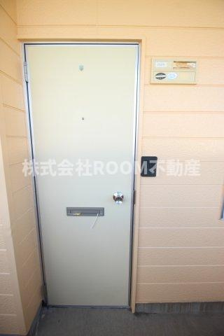 第2コアサンハイツの玄関