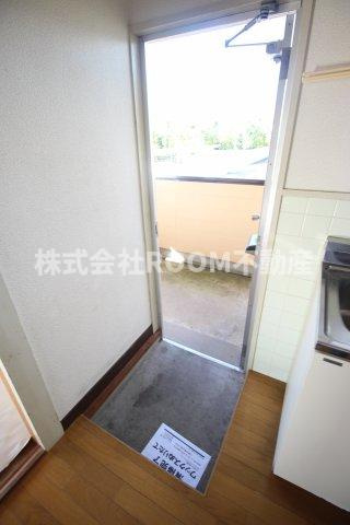 第2コアサンハイツの玄関