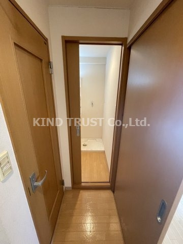 天5ミヤコビルの玄関|落ち着いた玄関です