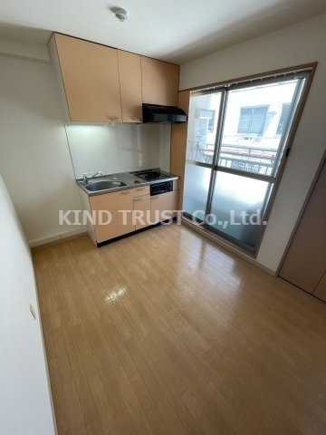 天5ミヤコビルの居間・リビング|ゆったり過ごせるリビングです