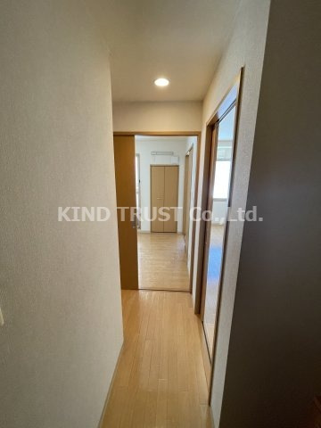 天5ミヤコビルの内装|明るい色調の室内です