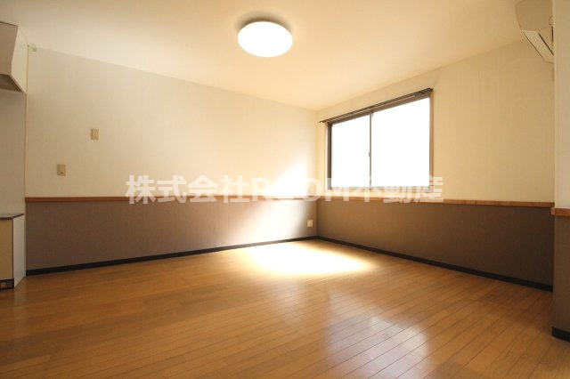 コート野﨑の洋室|スタンダードな洋室です