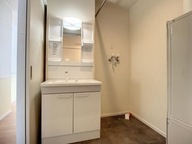 ラ・グリシーヌの独立洗面台