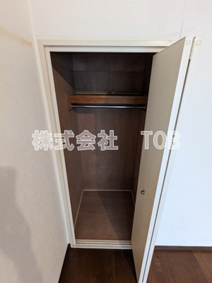 【収納】 | ファインコート西つつじヶ丘 | 洋室収納※クリーニング中の撮影※