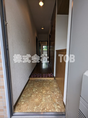 【玄関】 | ファインコート西つつじヶ丘 | ※クリーニング中の撮影※