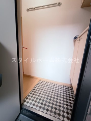 【玄関】 | ヴィレッジさくらC