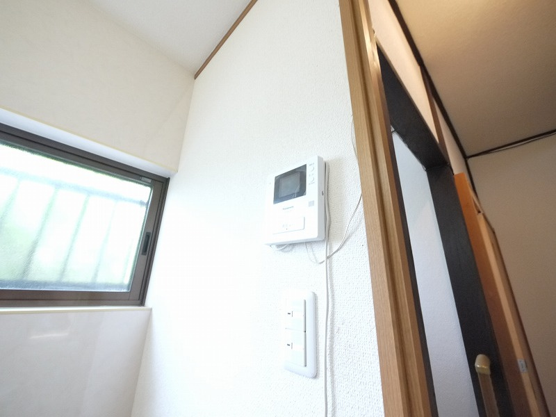 木津川市木津宮ノ裏貸家のセキュリティ