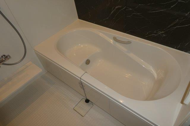 フューチャーSI　Ⅱの浴室|追い炊き付き