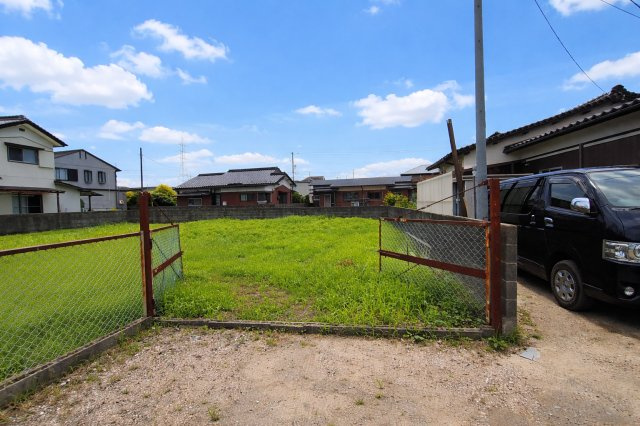 朝田　売土地の外観