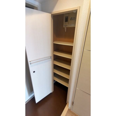 【玄関】 | アベニューナカネ