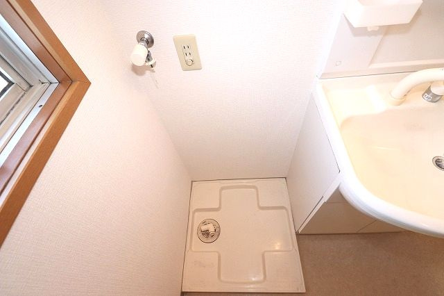 高知市薊野北町２丁目の賃貸マンションの内装|内装は落ち着いています
※間取り反転の場合あり、内装が若干異なる場合がございます