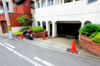 【エントランス】 | 勝山ビューハイツ