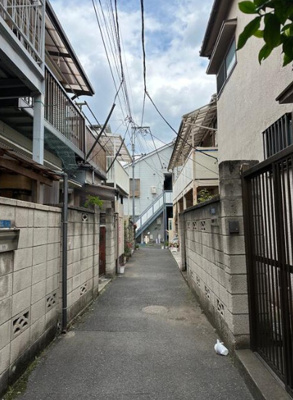 【前面道路含む現地写真】 | 台東区根岸４丁目の売地