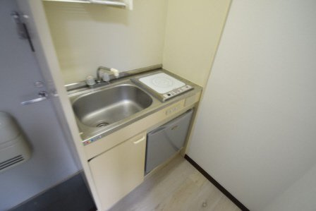 ケントピア本中山Ｄのキッチン|ＩＨコンロです