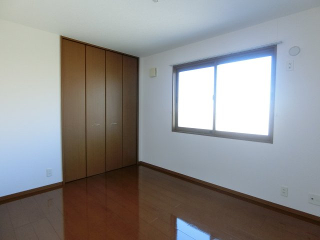 パル カヤクラC棟の洋室|イメージ102号室の写真（反転あり）