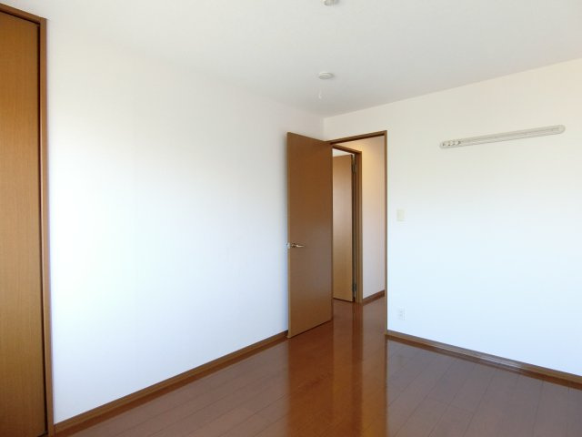 パル カヤクラC棟の洋室|イメージ102号室の写真（反転あり）