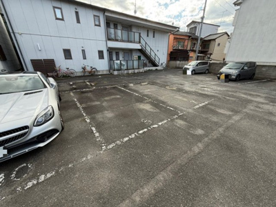 【駐車場】 | 上桂ガレージ