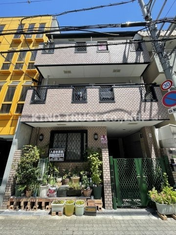 ペールウィの外観|落ち着いた雰囲気の外観です