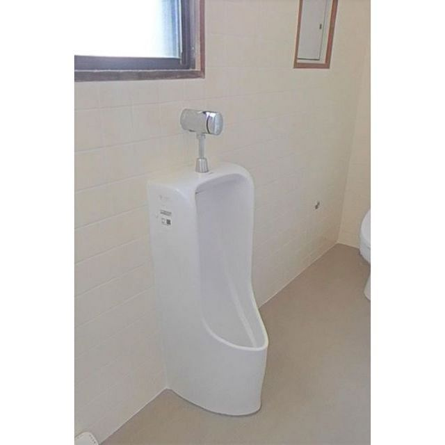 岐阜市東金宝町３丁目の事務所のトイレ|共有部分