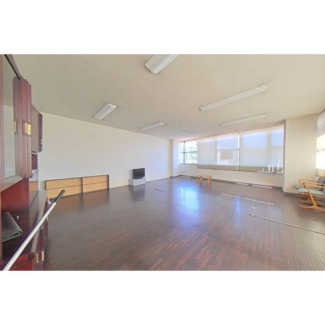 岐阜市東金宝町３丁目の事務所の内装