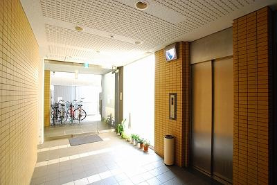 ブルーベル今宮の駐車場