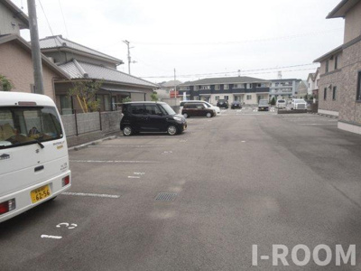 【駐車場】 | ソレーユ高岡　C棟