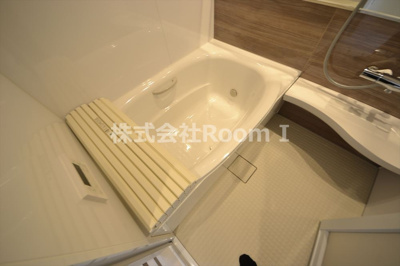 【浴室】 | メゾン夕陽丘ノースコート　旭化成ヘーベルメゾンHEBEL HAUS | 日々の疲れを癒すお風呂付です