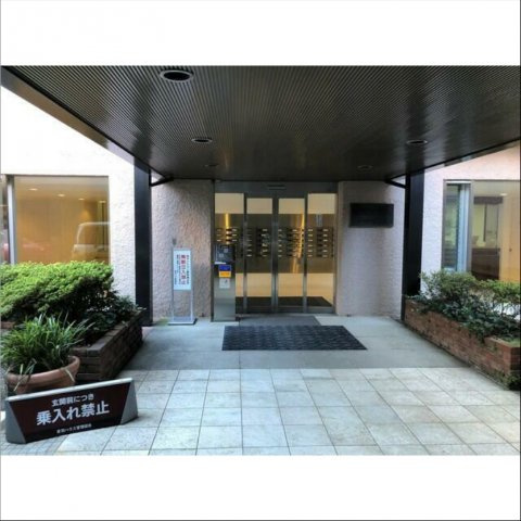 【エントランス】