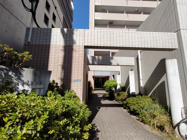 【エントランス】 | アンビション