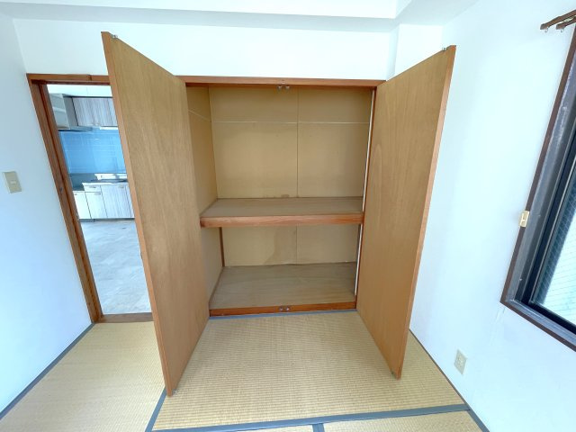 カネオカマンションの収納