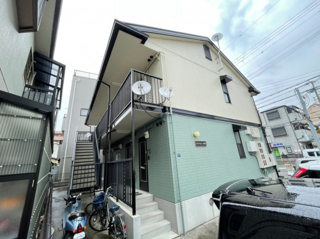 リバービュー垂水のエントランス