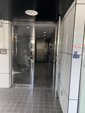 両国ガイビル國技館前