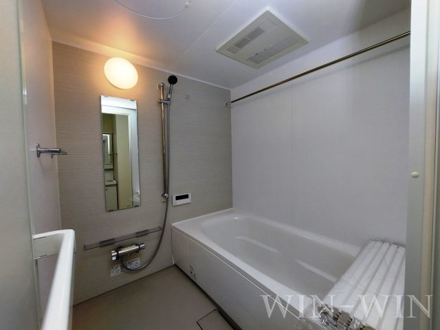 ユアメゾン三ノ輪の浴室