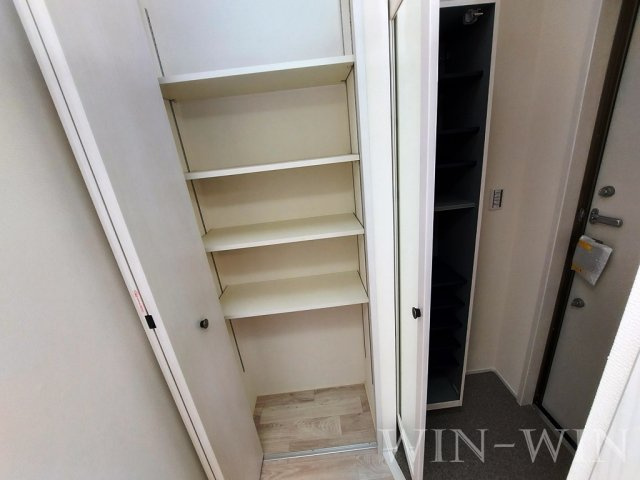 ユアメゾン三ノ輪の玄関