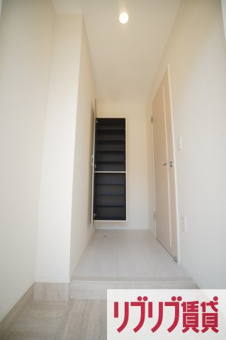 ロイヤルⅠの玄関