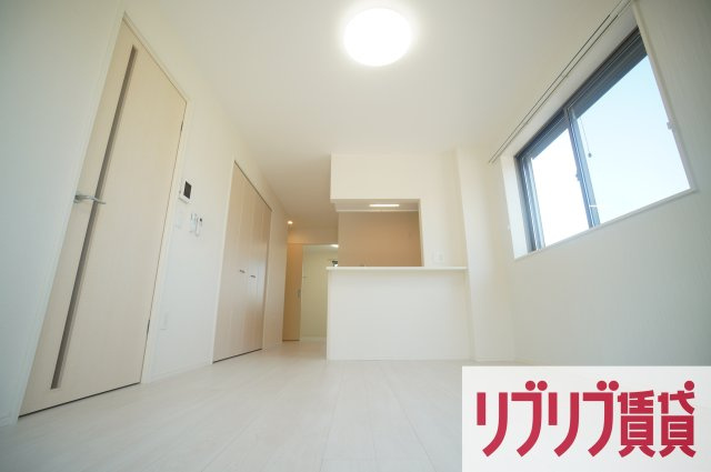 ロイヤルⅠの居間・リビング