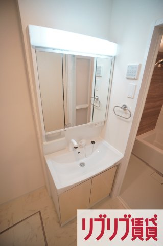 ロイヤルⅠの洗面所